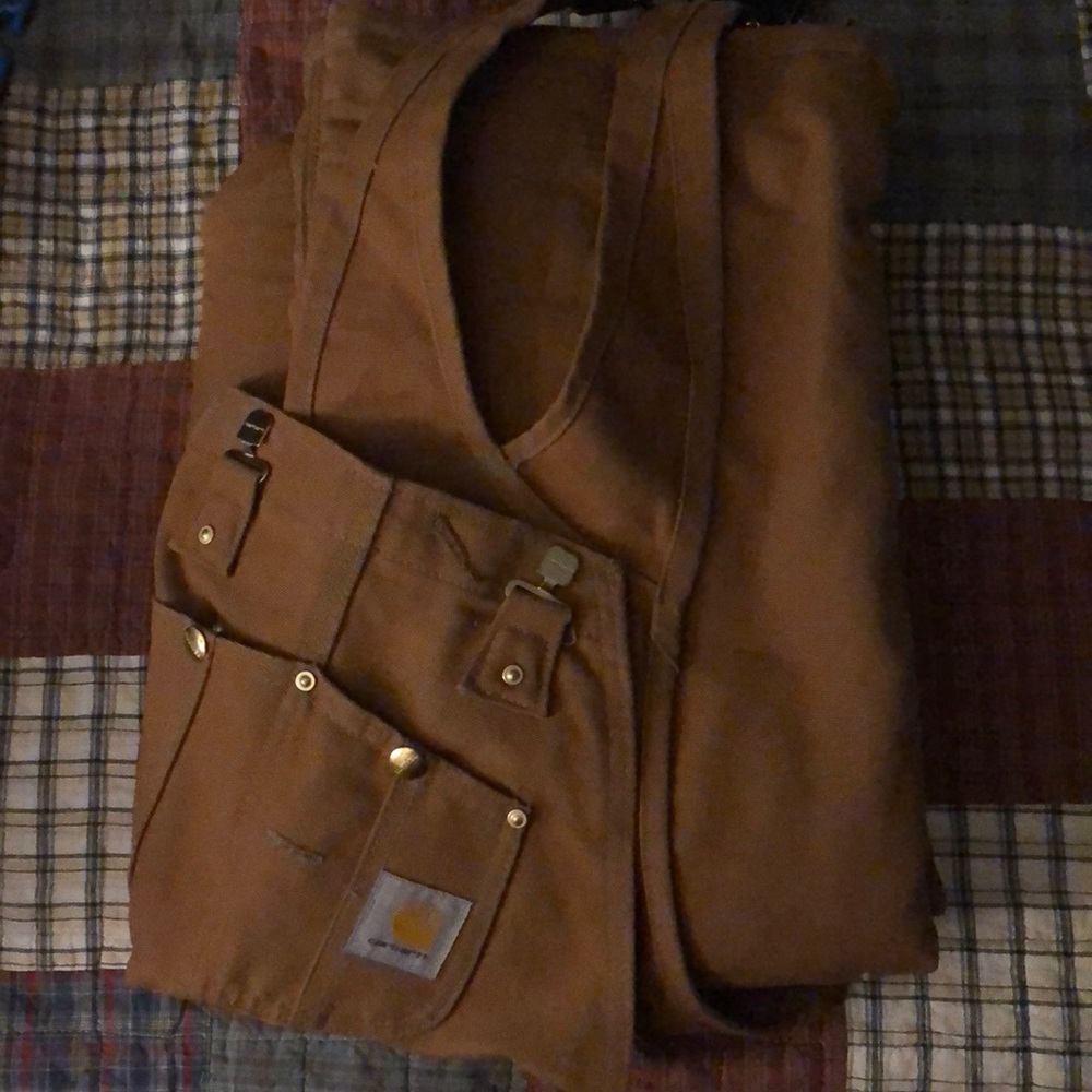 Carhartt insulated bib overalls 34x34